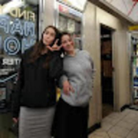 Meet your Posher, Tehilah - Picture 1 of 1